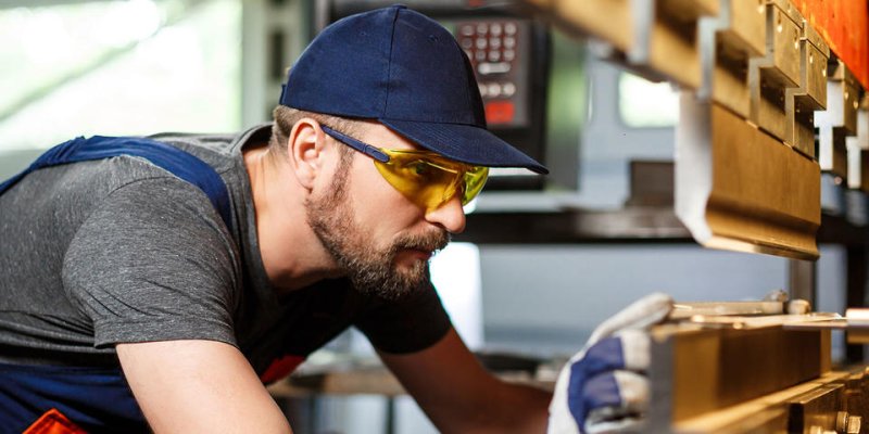 Plan de relance : publication d’un guide à destination des TPE, PME et ETI industrielles