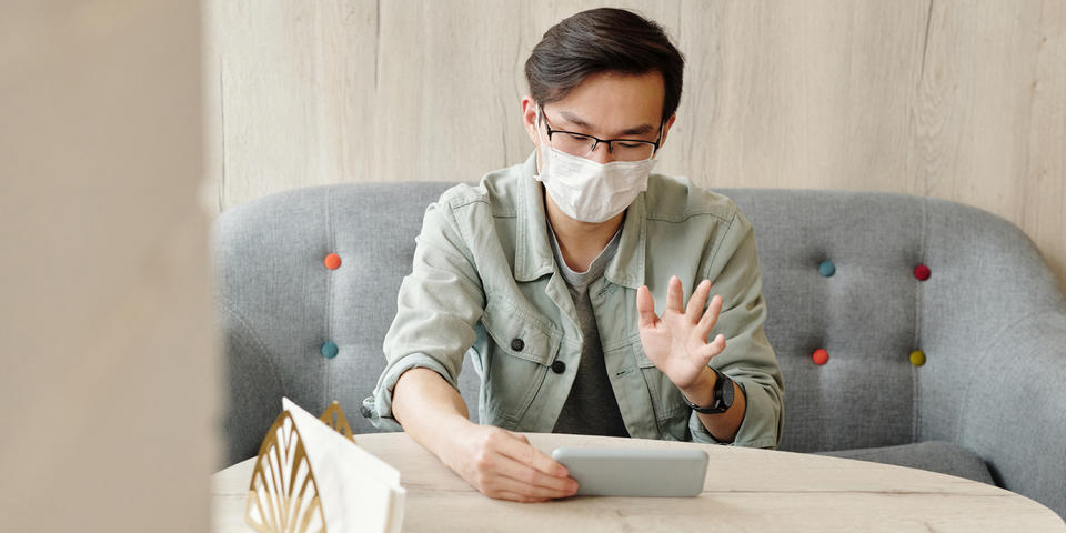 Covid-19&nbsp;: nouvelles restrictions sanitaires et renforcement des aides aux entreprises