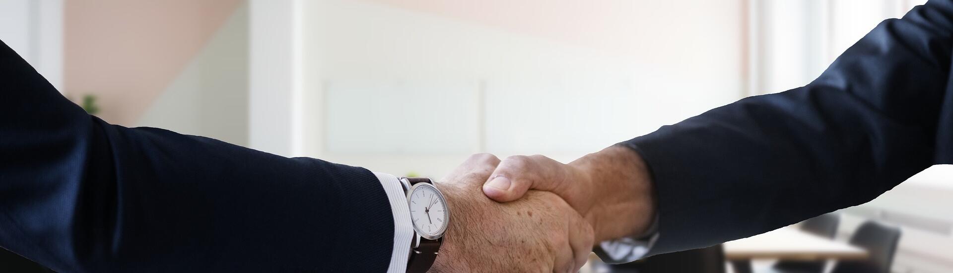 Le Groupe BPCE, premier groupe bancaire à devenir membre associé de la CPME